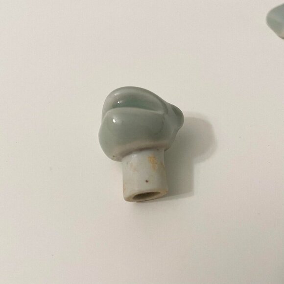 Vintage Bombay Company Miniature Celadon Monkey Teapot 3.5 Inch Tall - Picture 8 of 12